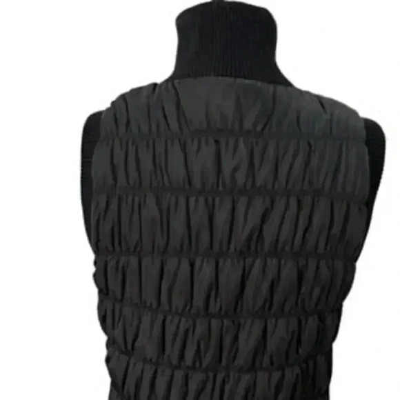 Calvin Klein black Quilted Puffer Front Zip Fully Lined Vest Women’s Size Large‎ - Picture 9 of 12